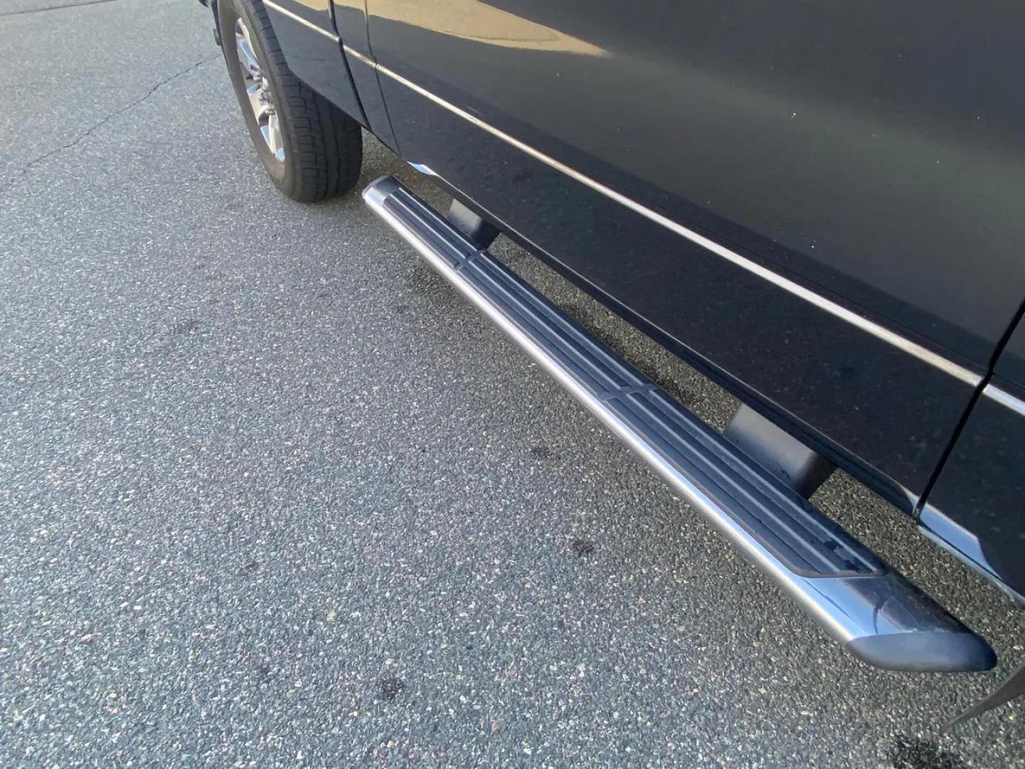 2013 BLACK /gray Ford F-150 SR-5 (1FTMF1EM5DF) with an 3.5L V6 SOHC 24V engine, Automatic transmission, located at 215 Milton St, Dedham, MA, 02026, (781) 329-5144, 42.241905, -71.157295 - Get ready to hit the road in style with this sleek and powerful 2013 Ford F-150! This black beauty not only looks great but packs a punch with its 4WD/AWD capability, ensuring you can handle any terrain with ease. Safety is a top priority with ABS brakes, traction control, and a full array of airbag - Photo#18