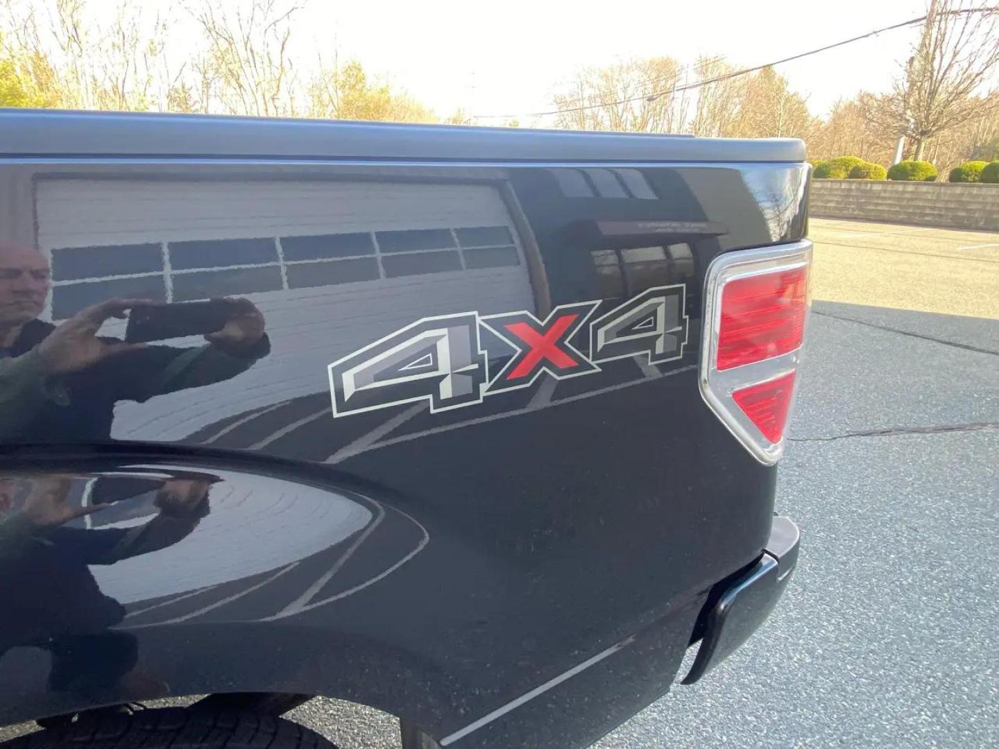 2013 BLACK /gray Ford F-150 SR-5 (1FTMF1EM5DF) with an 3.5L V6 SOHC 24V engine, Automatic transmission, located at 215 Milton St, Dedham, MA, 02026, (781) 329-5144, 42.241905, -71.157295 - Get ready to hit the road in style with this sleek and powerful 2013 Ford F-150! This black beauty not only looks great but packs a punch with its 4WD/AWD capability, ensuring you can handle any terrain with ease. Safety is a top priority with ABS brakes, traction control, and a full array of airbag - Photo#20