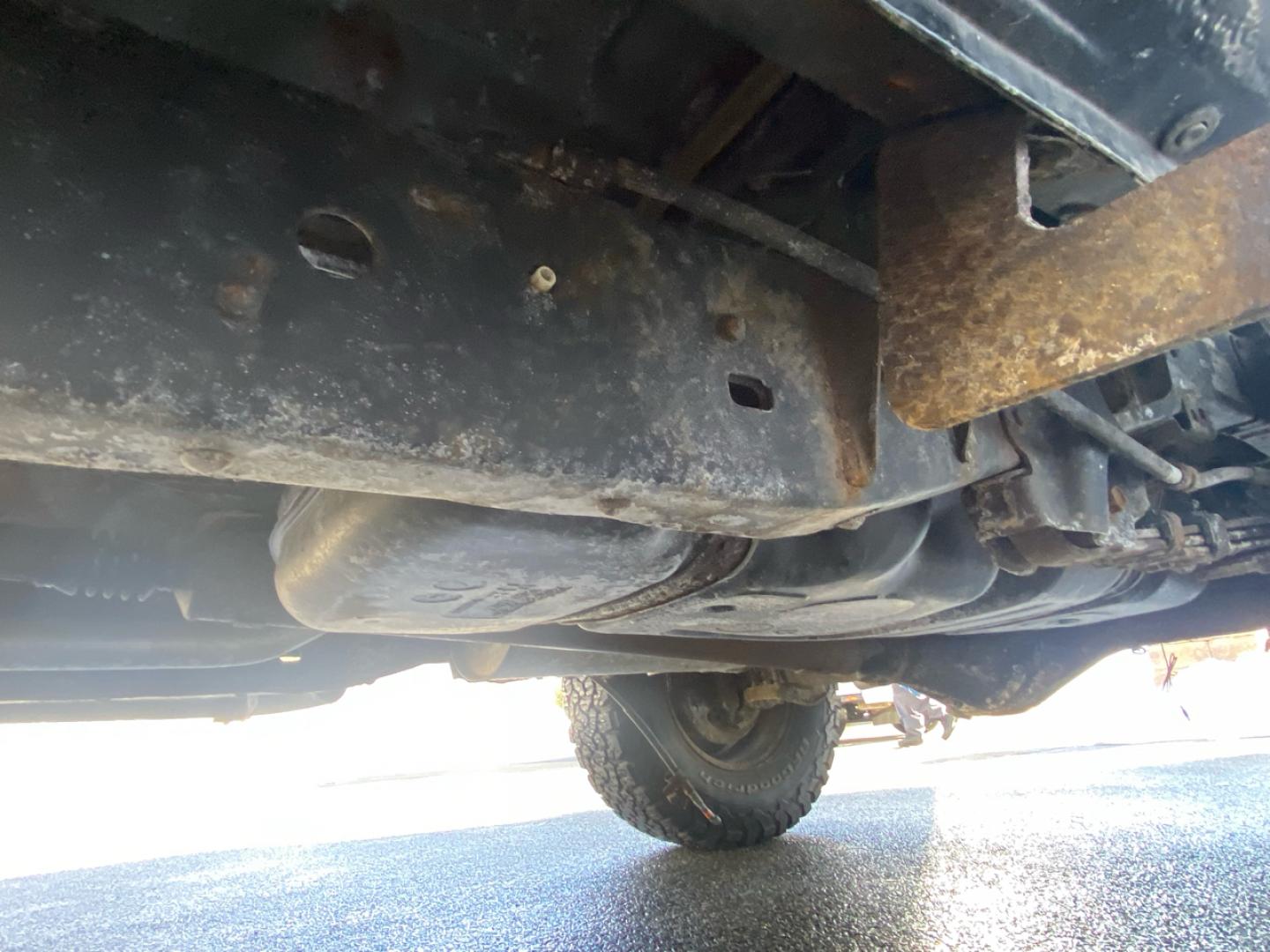 2007 BLACK /Tan Toyota TACOMA SR-5 (1FTMF1EM5DF) with an 3.5L V6 SOHC 24V engine, Automatic transmission, located at 215 Milton St, Dedham, MA, 02026, (781) 329-5144, 42.241905, -71.157295 - Introducing this sleek Black 2007 Toyota Tacoma! This rugged beauty is the perfect blend of style, versatility, and reliability. With its powerful engine and 4WD/AWD capabilities, this truck is ready to conquer any road ahead. The deep tinted glass adds a touch of mystery while keeping you cool on t - Photo#24