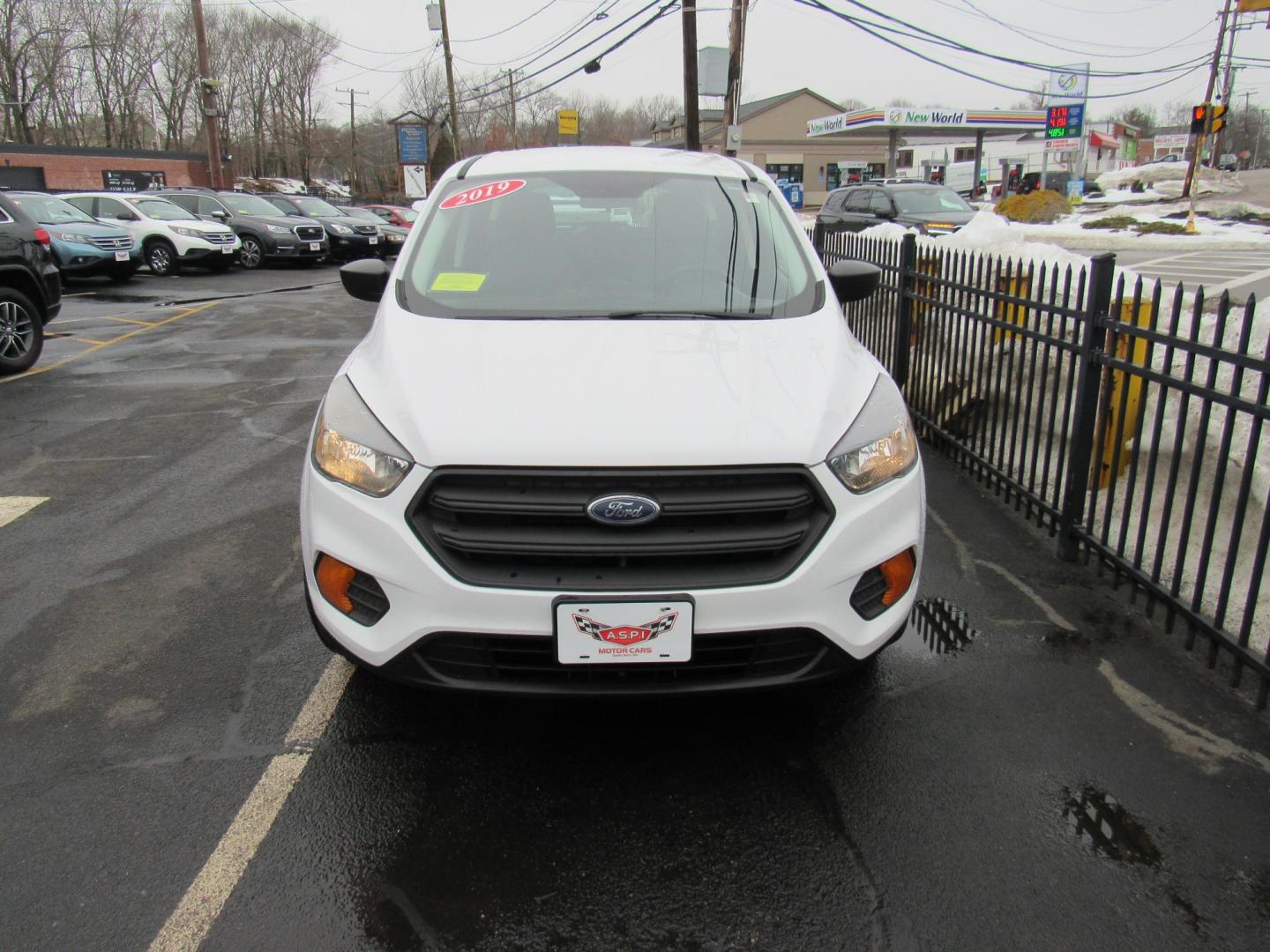 2019 White /Gray Ford Escape S FWD (1FMCU0F78KU) with an 2.5L L4 DOHC 16V engine, Automatic transmission, located at 215 Milton St, Dedham, MA, 02026, (781) 329-5144, 42.241905, -71.157295 - This nice little FWD SUV is in excellent condition. Runs like new. All ASPI Motor Cars vehicles are fully serviced before they are delivered to assure the highest quality used vehicles. Come with a 3/3 warranty included in the price. Call for details. Prices on all vehicles do not include $299.95 - Photo#1