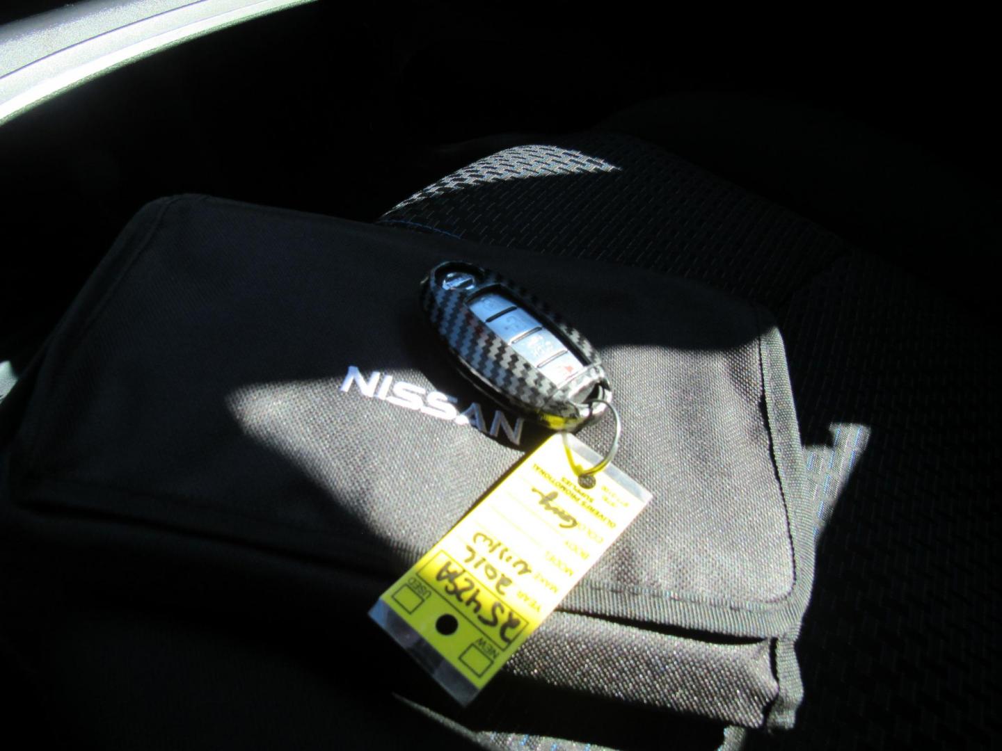 2016 GRAY /Gray Nissan Sentra FE+ S (3N1AB7AP3GY) with an 1.8L L4 SFI DOHC 16V engine, CVT transmission, located at 215 Milton St, Dedham, MA, 02026, (781) 329-5144, 42.241905, -71.157295 - Photo#20