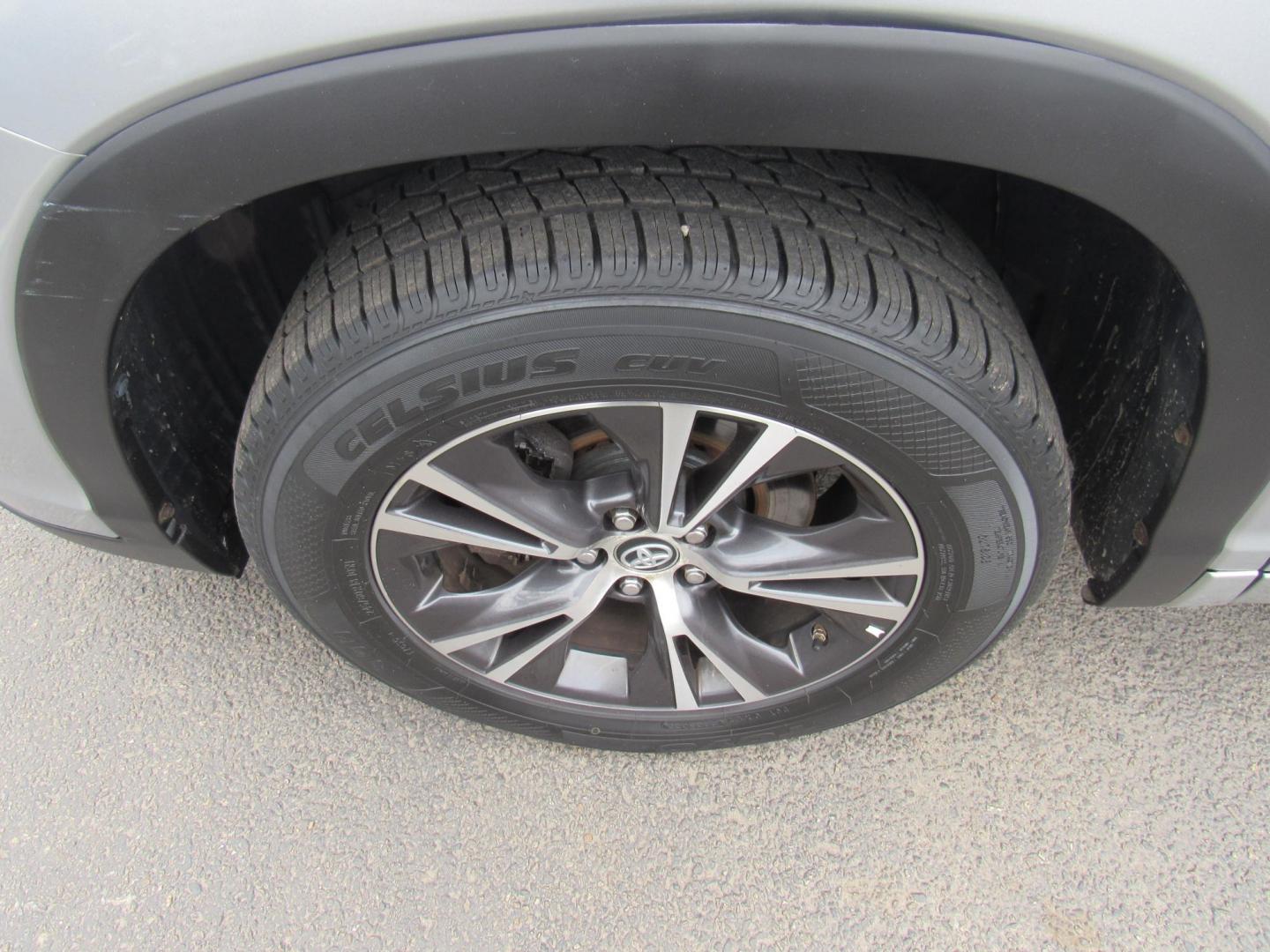 2017 SILVER /Gray Toyota Highlander LE FWD I4 (5TDZARFH4HS) with an 2.7L L4 DOHC 16V engine, 6A transmission, located at 215 Milton St, Dedham, MA, 02026, (781) 329-5144, 42.241905, -71.157295 - This dependable 7 passenger vehicle is ready for the family. The vehicle has a few scratches and paint work but overall is very clean. Runs great. All ASPI Motor Cars vehicles are fully serviced before they are delivered to assure the highest quality used vehicles. Come with a 3/3 warranty included - Photo#10