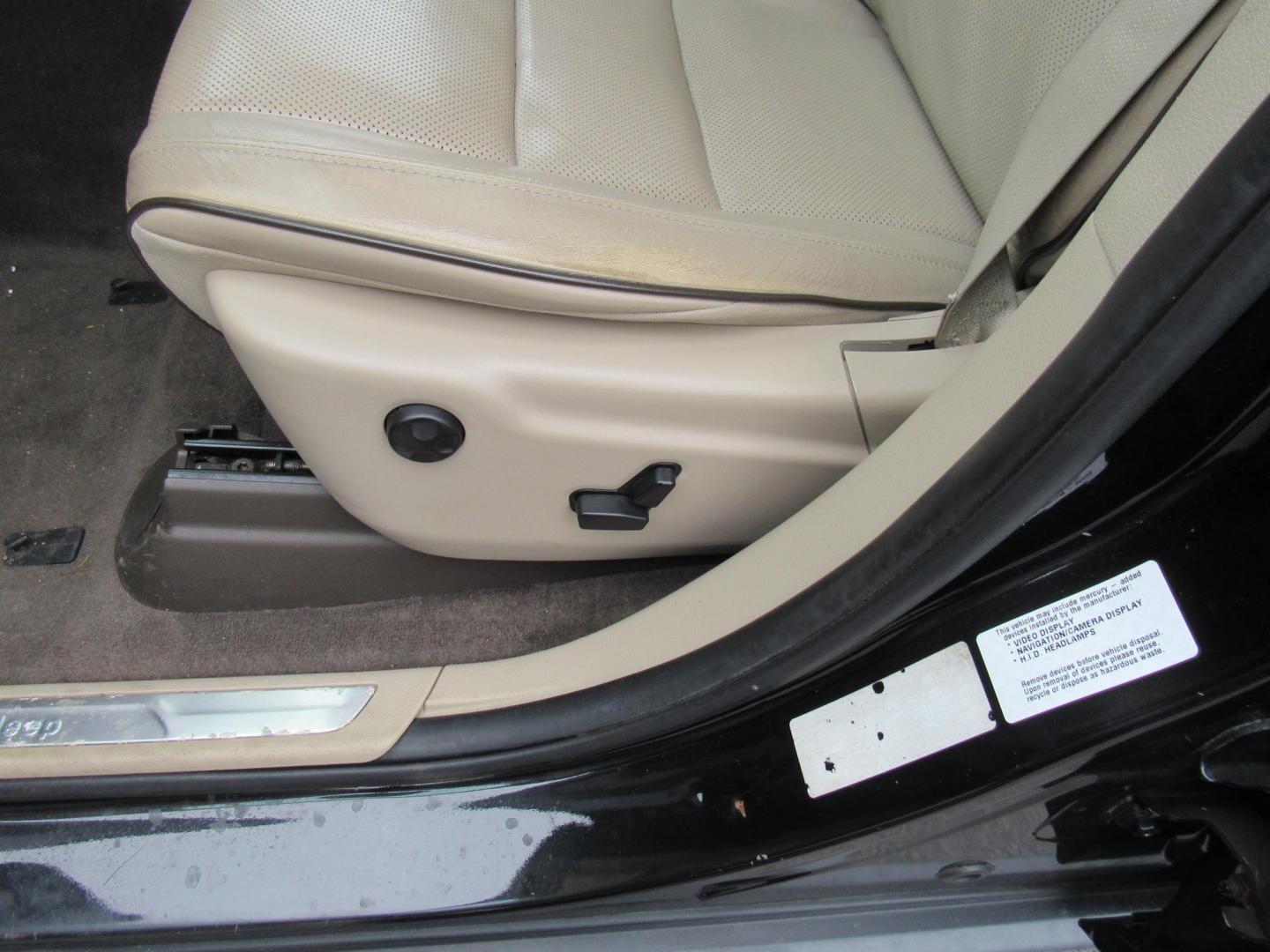 2013 BLACK /Tan Jeep Grand Cherokee Overland 4WD (1C4RJFCT6DC) with an 5.7L V8 OHV 16V engine, 5-Speed Automatic transmission, located at 215 Milton St, Dedham, MA, 02026, (781) 329-5144, 42.241905, -71.157295 - There is not many options this low mile Grand Cherokee does not have. Summit edition, panoramic roof, Leather, Loaded up. In excellent condition for the year, you won't believe it is a 2013. All ASPI Motor Cars vehicles are fully serviced before they are delivered to assure the highest quality used - Photo#16