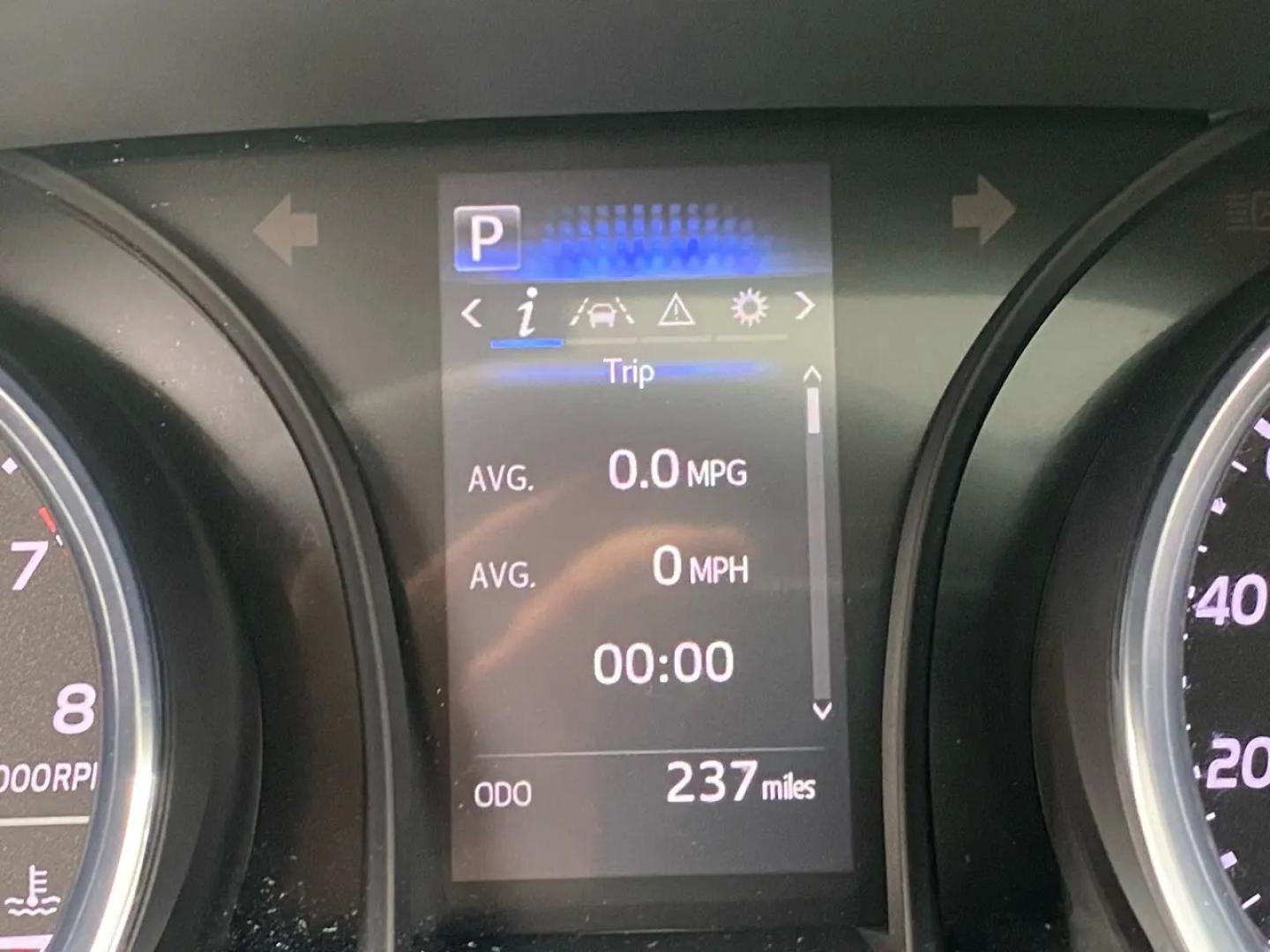 2020 bronze /Grey Toyota Camry SE (4T1G11AK3LU) with an 2.5L L4 DOHC 16V engine, 8A transmission, located at 215 Milton St, Dedham, MA, 02026, (781) 329-5144, 42.241905, -71.157295 - Get ready to cruise in style with this sleek Bronze 2020 Toyota Camry! This beauty not only offers a smooth ride but also prioritizes safety with features like Child Safety Door Locks and multiple airbags. Worried about theft? No need to fret, as this car comes equipped with Vehicle Anti-Theft techn - Photo#13