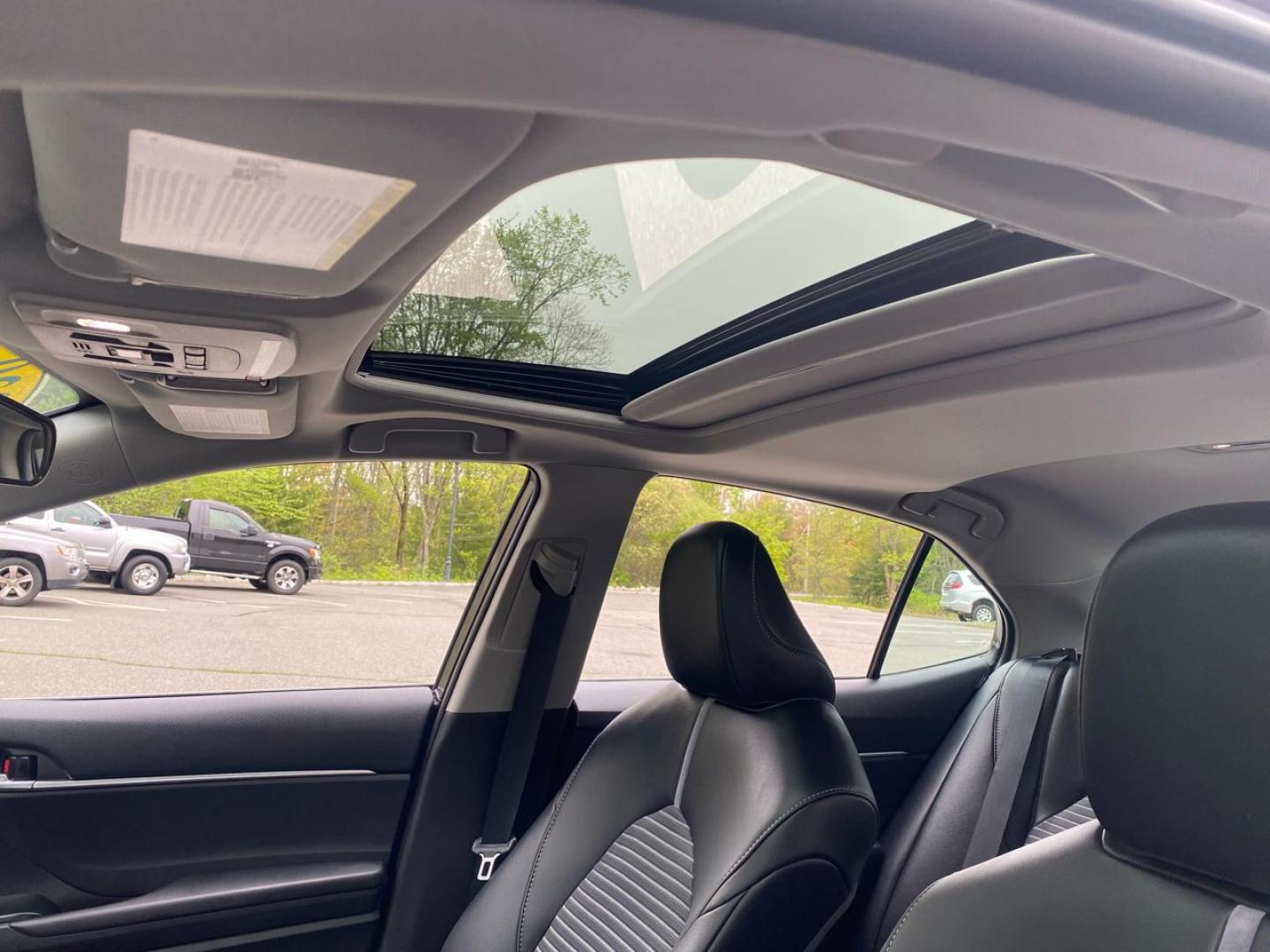 2020 bronze /Grey Toyota Camry SE (4T1G11AK3LU) with an 2.5L L4 DOHC 16V engine, 8A transmission, located at 215 Milton St, Dedham, MA, 02026, (781) 329-5144, 42.241905, -71.157295 - Get ready to cruise in style with this sleek Bronze 2020 Toyota Camry! This beauty not only offers a smooth ride but also prioritizes safety with features like Child Safety Door Locks and multiple airbags. Worried about theft? No need to fret, as this car comes equipped with Vehicle Anti-Theft techn - Photo#16