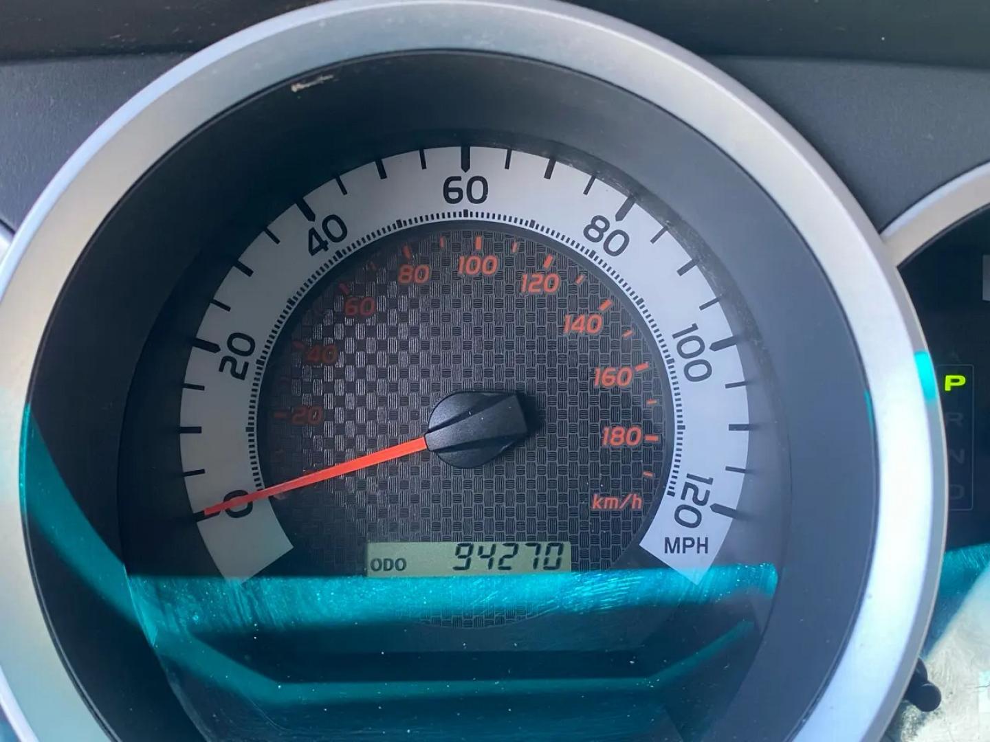 2014 Silver /Grey Toyota Tacoma Access Cab I4 5MT 4WD (5TFUX4EN1EX) with an 2.7L L4 DOHC 16V engine, Automatic transmission, located at 215 Milton St, Dedham, MA, 02026, (781) 329-5144, 42.241905, -71.157295 - Meet the silver 2014 Toyota Tacoma—a hardworking used truck that’s ready for weekday duty and weekend dirt. With a 2.7L 4-cylinder gasoline engine and an automatic transmission, it keeps things simple, dependable, and easy to drive, while its 4WD drivetrain is there when the pavement ends and th - Photo#10