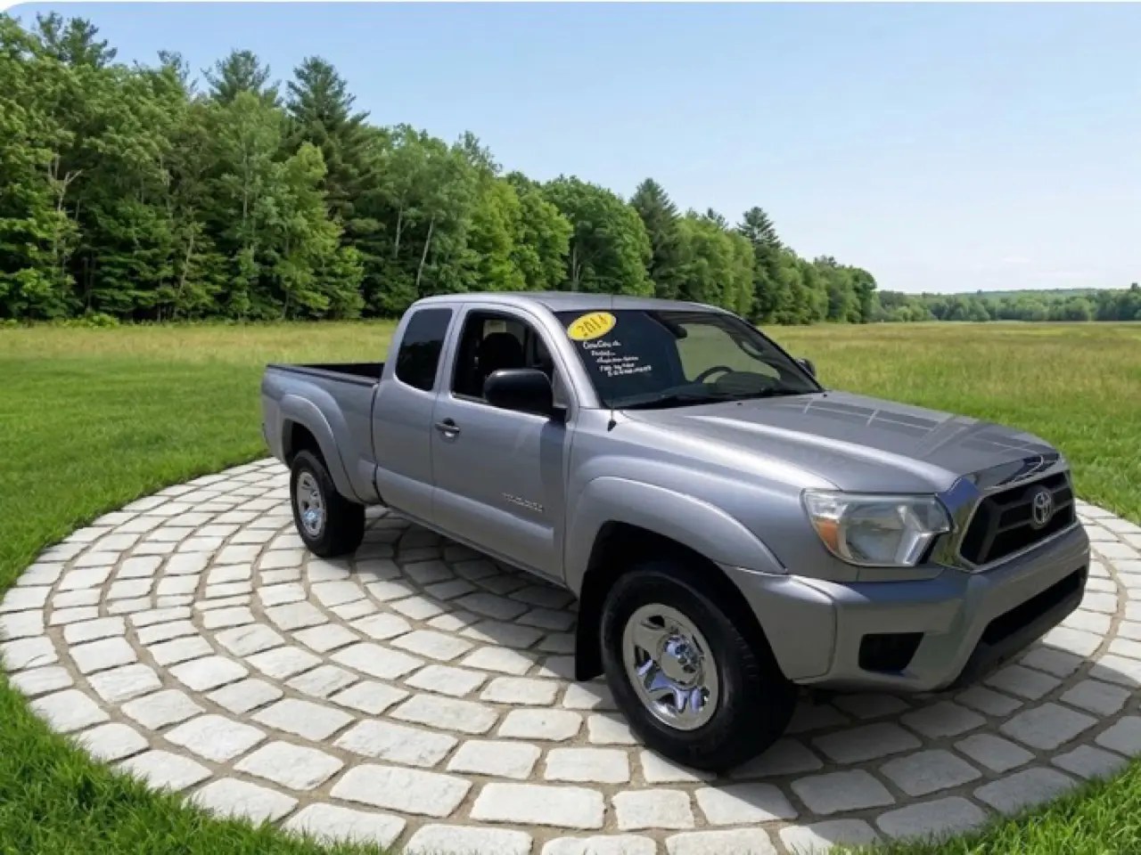 photo of 2014 Toyota Tacoma Access Cab I4 5MT 4WD