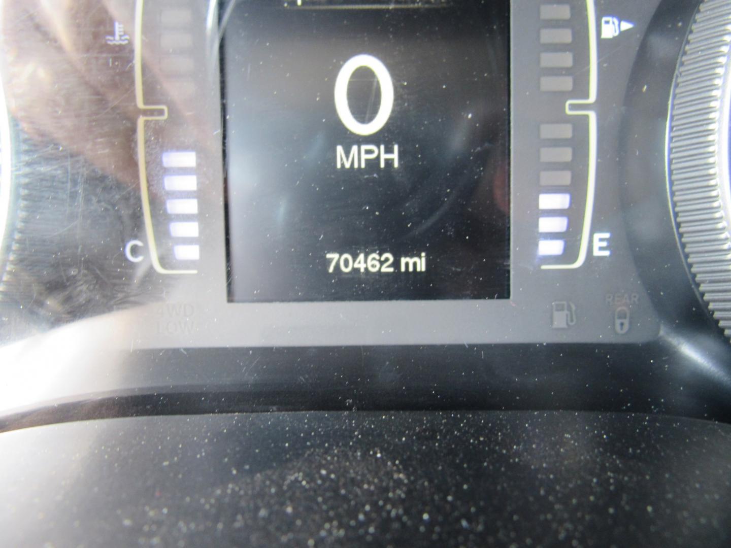 2016 red /Gray Jeep Cherokee Latitude 4WD (1C4PJMCB2GW) with an 2.4L L4 DOHC 16V engine, 9A transmission, located at 215 Milton St, Dedham, MA, 02026, (781) 329-5144, 42.241905, -71.157295 - This nice little SUV has low mileage. Runs great. All ASPI Motor Cars vehicles are fully servi9ce before they are delivered. Comes with a 3/3 warranty included in the price. Call for details. - Photo#16