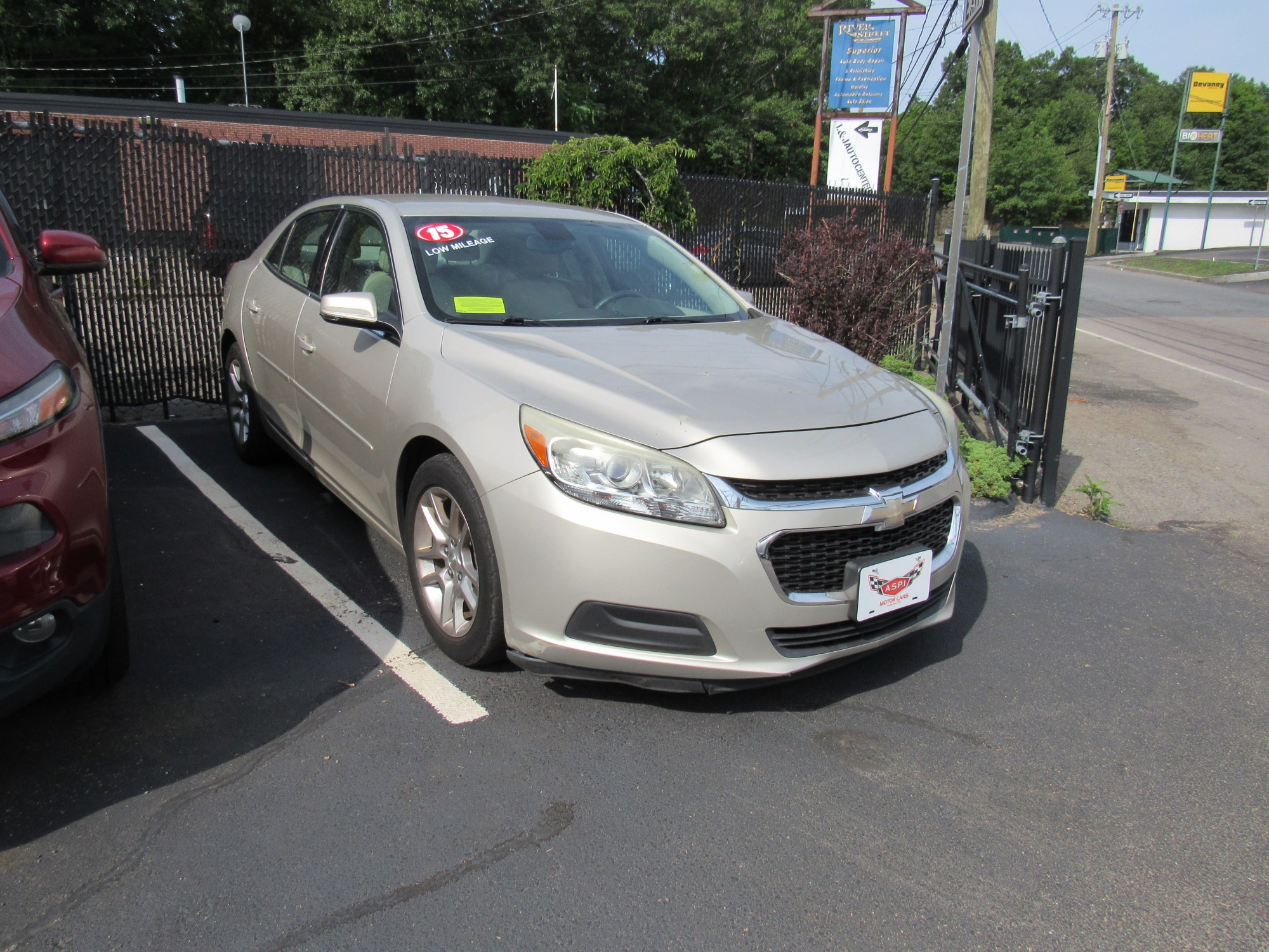 photo of 2015 Chevrolet Malibu 1LT