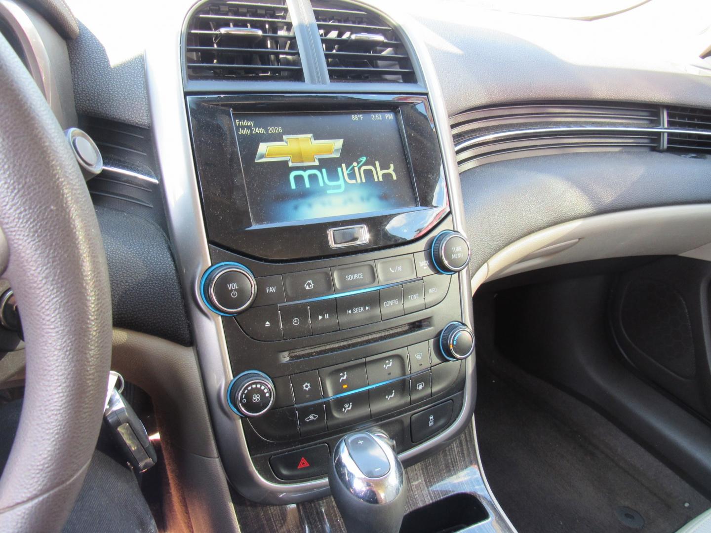 2015 Tan /Tan Chevrolet Malibu 1LT (1G11C5SL7FF) with an 2.5L L4 DOHC 16V engine, 6A transmission, located at 215 Milton St, Dedham, MA, 02026, (781) 329-5144, 42.241905, -71.157295 - Get ready to cruise in style in this sleek Tan 2015 Chevrolet Malibu! Safety is a top priority with features like child safety door locks and multiple airbags to keep you and your passengers secure. With power door locks and keyless entry, you'll have easy access to this beauty. Equipped with ABS br- Photo#17