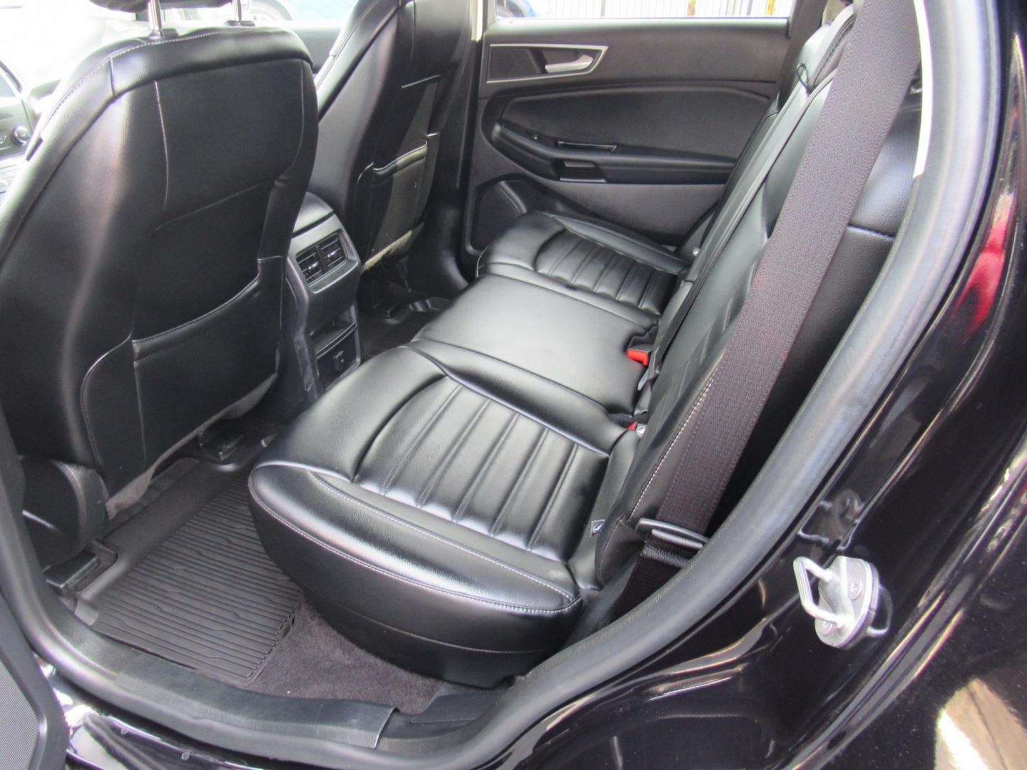 2020 BLACK /BLACK Ford Edge SEL AWD (2FMPK4J90LB) with an 2.0L L4 DOHC 16V engine, 6A transmission, located at 215 Milton St, Dedham, MA, 02026, (781) 329-5144, 42.241905, -71.157295 - This nice SUV is loaded with Leather. Runs and looks new. All ASPI Motor Cars vehicles are fully serviced before they are delivered to assure the highest quality used vehicles. Come with a 3/3 warranty included in the price. Call for details. Prices on all vehicles do not include Massachusetts sale- Photo#13