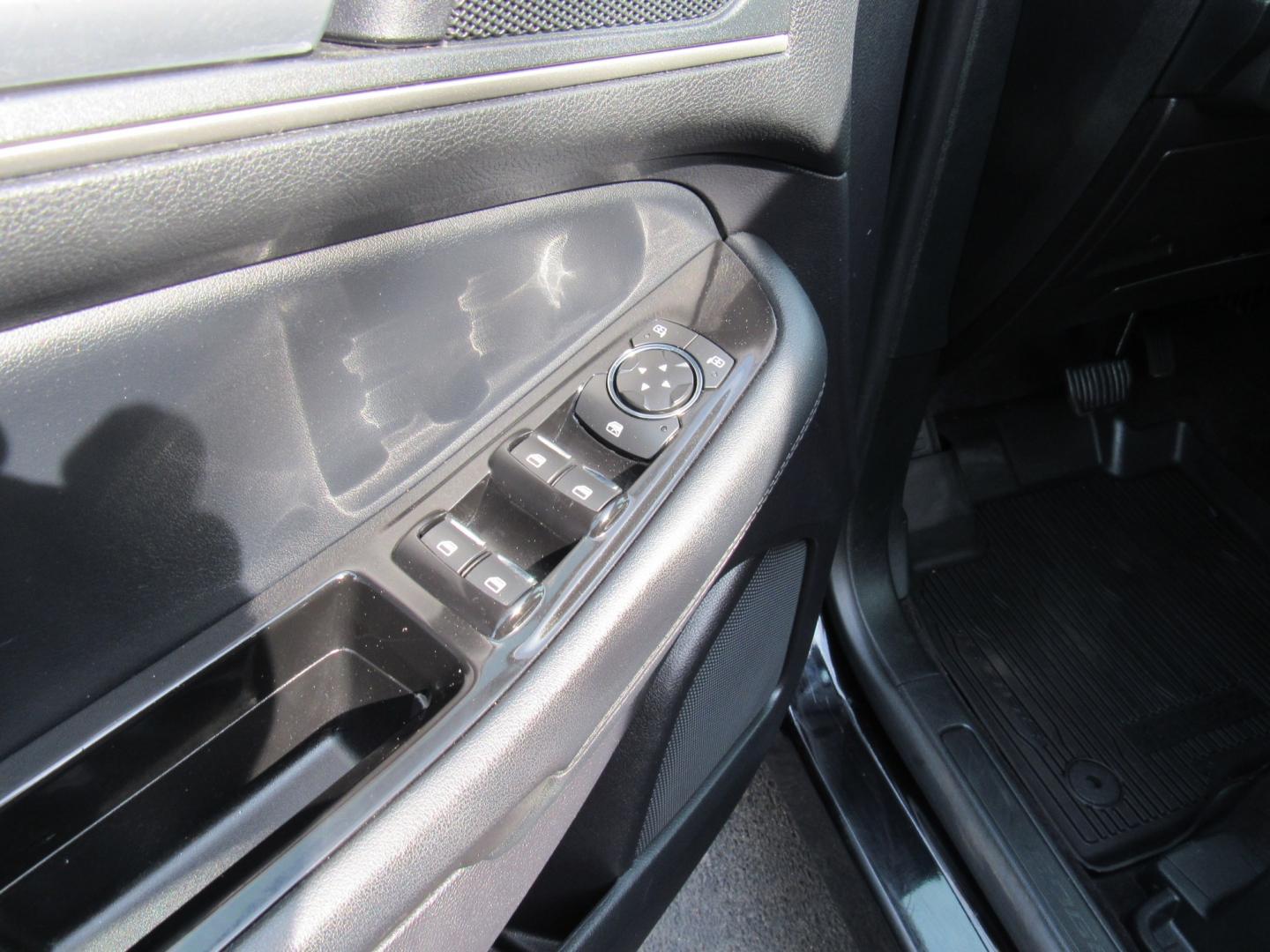 2020 BLACK /BLACK Ford Edge SEL AWD (2FMPK4J90LB) with an 2.0L L4 DOHC 16V engine, 6A transmission, located at 215 Milton St, Dedham, MA, 02026, (781) 329-5144, 42.241905, -71.157295 - This nice SUV is loaded with Leather. Runs and looks new. All ASPI Motor Cars vehicles are fully serviced before they are delivered to assure the highest quality used vehicles. Come with a 3/3 warranty included in the price. Call for details. Prices on all vehicles do not include Massachusetts sale- Photo#15