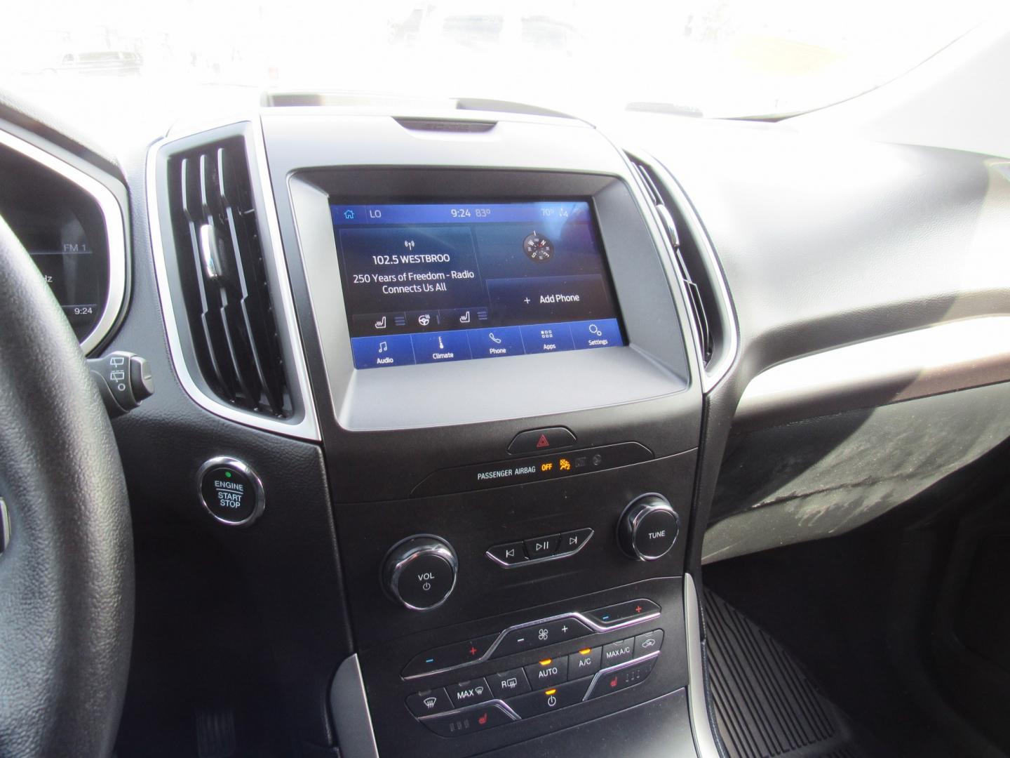 2020 BLACK /BLACK Ford Edge SEL AWD (2FMPK4J90LB) with an 2.0L L4 DOHC 16V engine, 6A transmission, located at 215 Milton St, Dedham, MA, 02026, (781) 329-5144, 42.241905, -71.157295 - This nice SUV is loaded with Leather. Runs and looks new. All ASPI Motor Cars vehicles are fully serviced before they are delivered to assure the highest quality used vehicles. Come with a 3/3 warranty included in the price. Call for details. Prices on all vehicles do not include Massachusetts sale- Photo#18
