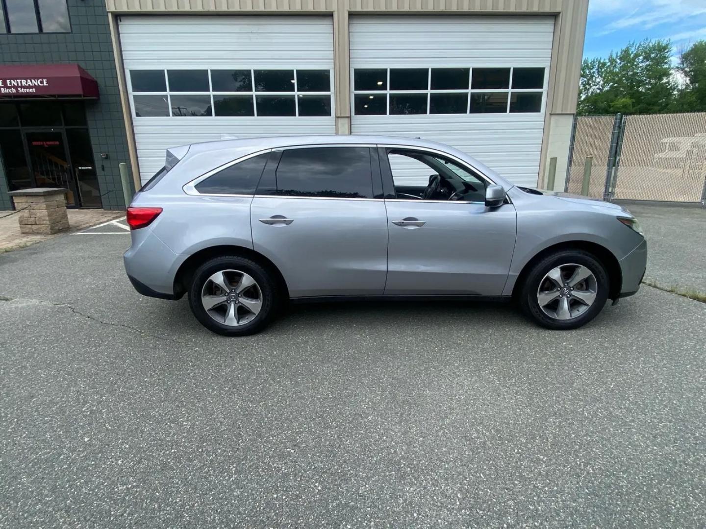 2016 Gray /Black Acura MDX SH-AWD 9-Spd AT (5FRYD4H22GB) with an 3.5L V6 SOHC 24V engine, 9A transmission, located at 215 Milton St, Dedham, MA, 02026, (781) 329-5144, 42.241905, -71.157295 - Get ready to hit the road in style with this sleek and sophisticated Gray 2016 Acura MDX! This luxurious SUV offers everything you need for a smooth and safe ride, from its advanced traction control and vehicle stability control system to its array of airbags for added peace of mind. With keyless en- Photo#1