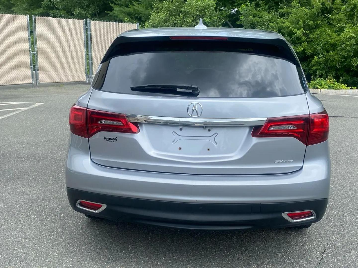 2016 Gray /Black Acura MDX SH-AWD 9-Spd AT (5FRYD4H22GB) with an 3.5L V6 SOHC 24V engine, 9A transmission, located at 215 Milton St, Dedham, MA, 02026, (781) 329-5144, 42.241905, -71.157295 - Get ready to hit the road in style with this sleek and sophisticated Gray 2016 Acura MDX! This luxurious SUV offers everything you need for a smooth and safe ride, from its advanced traction control and vehicle stability control system to its array of airbags for added peace of mind. With keyless en- Photo#7