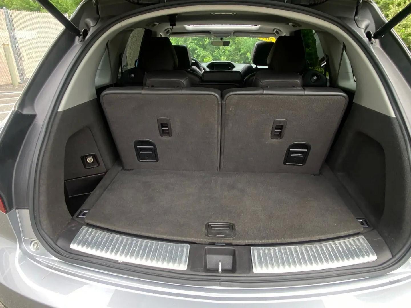 2016 Gray /Black Acura MDX SH-AWD 9-Spd AT (5FRYD4H22GB) with an 3.5L V6 SOHC 24V engine, 9A transmission, located at 215 Milton St, Dedham, MA, 02026, (781) 329-5144, 42.241905, -71.157295 - Get ready to hit the road in style with this sleek and sophisticated Gray 2016 Acura MDX! This luxurious SUV offers everything you need for a smooth and safe ride, from its advanced traction control and vehicle stability control system to its array of airbags for added peace of mind. With keyless en- Photo#15
