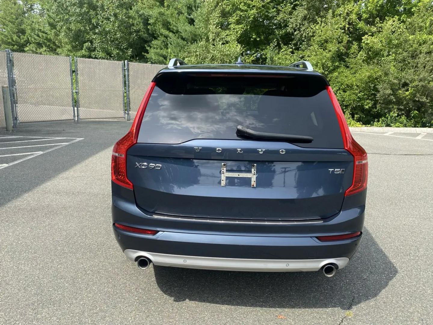 2019 Blue /Black Volvo XC90 T5 Momentum (YV4102PK5K1) with an 2.0L L4 DOHC 16V engine, 8A transmission, located at 215 Milton St, Dedham, MA, 02026, (781) 329-5144, 42.241905, -71.157295 - Zoom through the streets in style and safety with this sleek and sophisticated Blue 2019 Volvo XC90. With its state-of-the-art technology and top-notch engineering, this beauty is sure to turn heads wherever you go. Equipped with all the bells and whistles you could ask for, this XC90 ensures a smoo- Photo#8