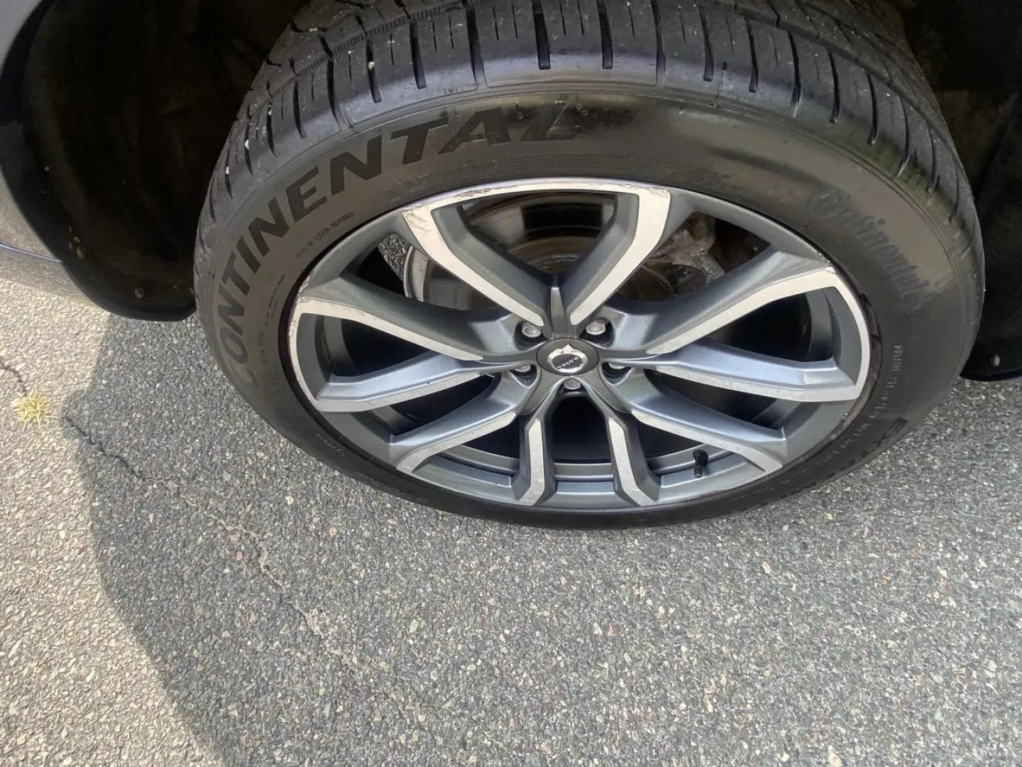 2019 Blue /Black Volvo XC90 T5 Momentum (YV4102PK5K1) with an 2.0L L4 DOHC 16V engine, 8A transmission, located at 215 Milton St, Dedham, MA, 02026, (781) 329-5144, 42.241905, -71.157295 - Zoom through the streets in style and safety with this sleek and sophisticated Blue 2019 Volvo XC90. With its state-of-the-art technology and top-notch engineering, this beauty is sure to turn heads wherever you go. Equipped with all the bells and whistles you could ask for, this XC90 ensures a smoo- Photo#24