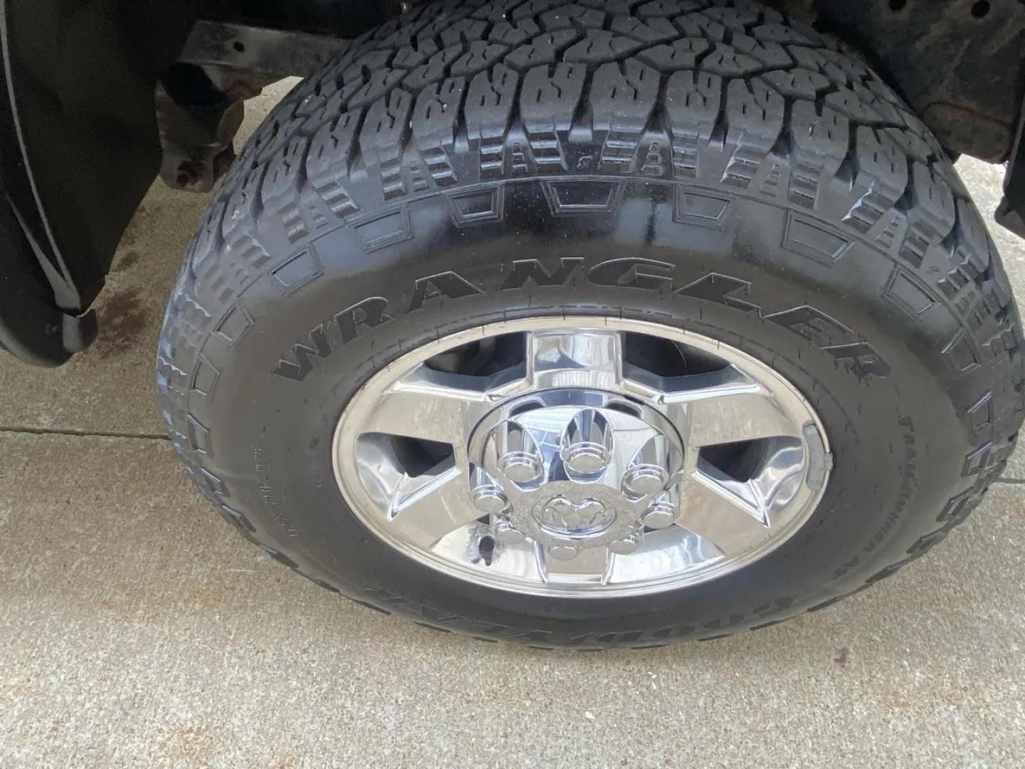 2013 Bronz /Grey RAM 2500 SLT Crew Cab SWB 4WD (3C6TR5DT8DG) with an 5.7L V8 OHV 16V engine, 6A transmission, located at 215 Milton St, Dedham, MA, 02026, (781) 329-5144, 42.241905, -71.157295 - This Bronze 2013 RAM 2500 is the kind of truck that looks ready for work even when it’s headed out for the weekend. Under the hood, the 5.7L gasoline V8 brings the muscle, while 4WD and a confident mix of traction control, ABS, and stability control help keep things planted when the road (or jobsi- Photo#18