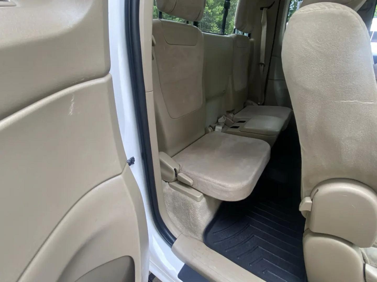 2011 White /Tan Toyota Tacoma Access Cab V6 4WD (5TFUU4EN8BX) with an 4.0L V6 DOHC 24V engine, 5M transmission, located at 215 Milton St, Dedham, MA, 02026, (781) 329-5144, 42.241905, -71.157295 - Get ready to hit the road in this rugged and reliable 2011 Toyota Tacoma! This white beauty is equipped with all the essentials to make your driving experience smooth and secure. From the powerful anti-lock braking system to the stability control system, you can drive with confidence knowing that yo- Photo#17