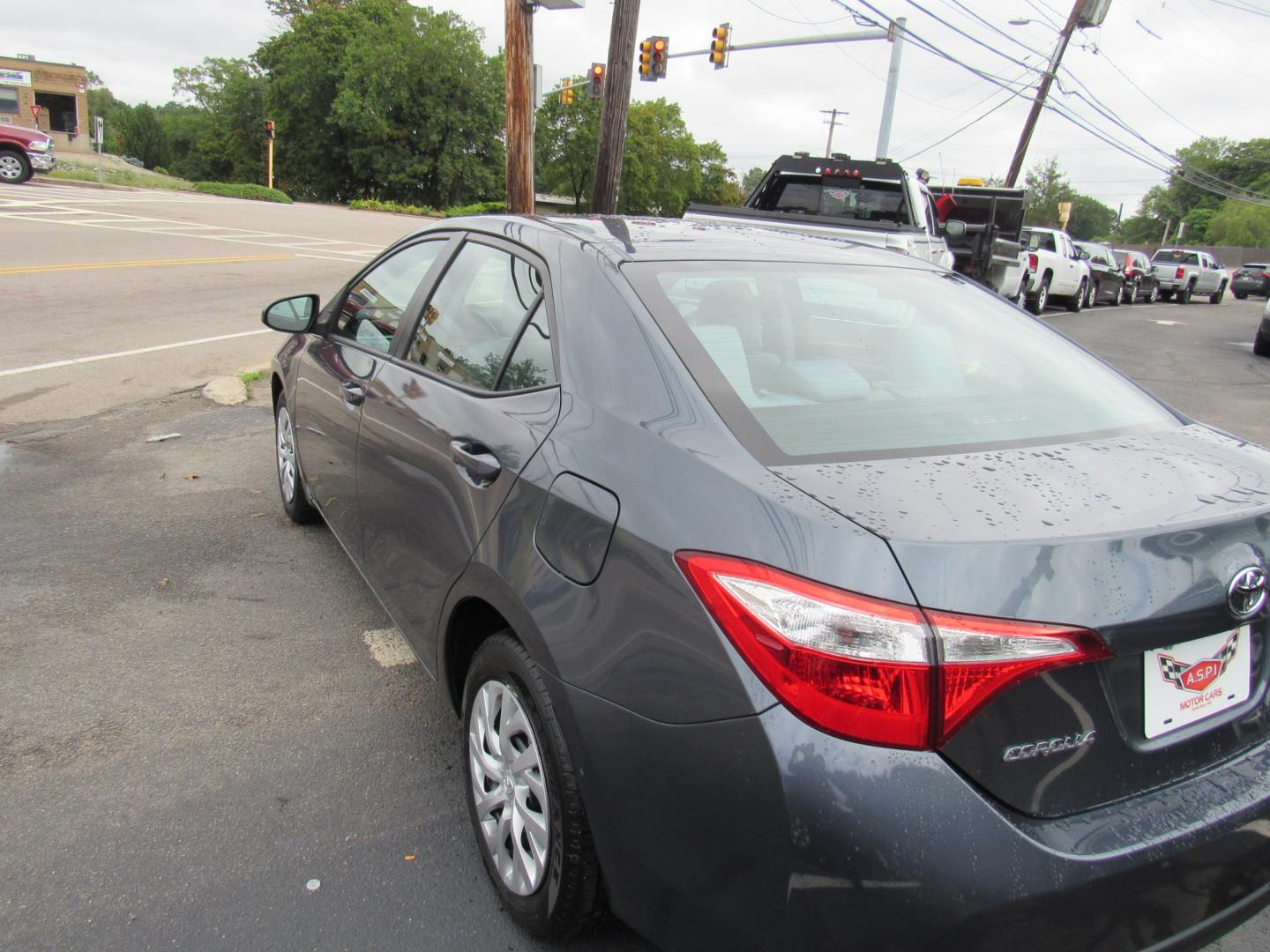 2016 Gray /Gray Toyota Corolla L 4-Speed AT (2T1BURHE4GC) with an 1.8L L4 DOHC 16V engine, 4A transmission, located at 215 Milton St, Dedham, MA, 02026, (781) 329-5144, 42.241905, -71.157295 - This nice low mileage compact is in excellent condition Runs like new. All ASPI Motor Cars vehicles are fully serviced before they are delivered to assure the highest quality used vehicles. Comes with a 3/3 warranty included in the price. Call for details.- Photo#4