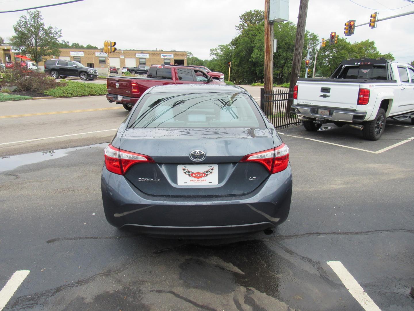 2016 Gray /Gray Toyota Corolla L 4-Speed AT (2T1BURHE4GC) with an 1.8L L4 DOHC 16V engine, 4A transmission, located at 215 Milton St, Dedham, MA, 02026, (781) 329-5144, 42.241905, -71.157295 - This nice low mileage compact is in excellent condition Runs like new. All ASPI Motor Cars vehicles are fully serviced before they are delivered to assure the highest quality used vehicles. Comes with a 3/3 warranty included in the price. Call for details.- Photo#5