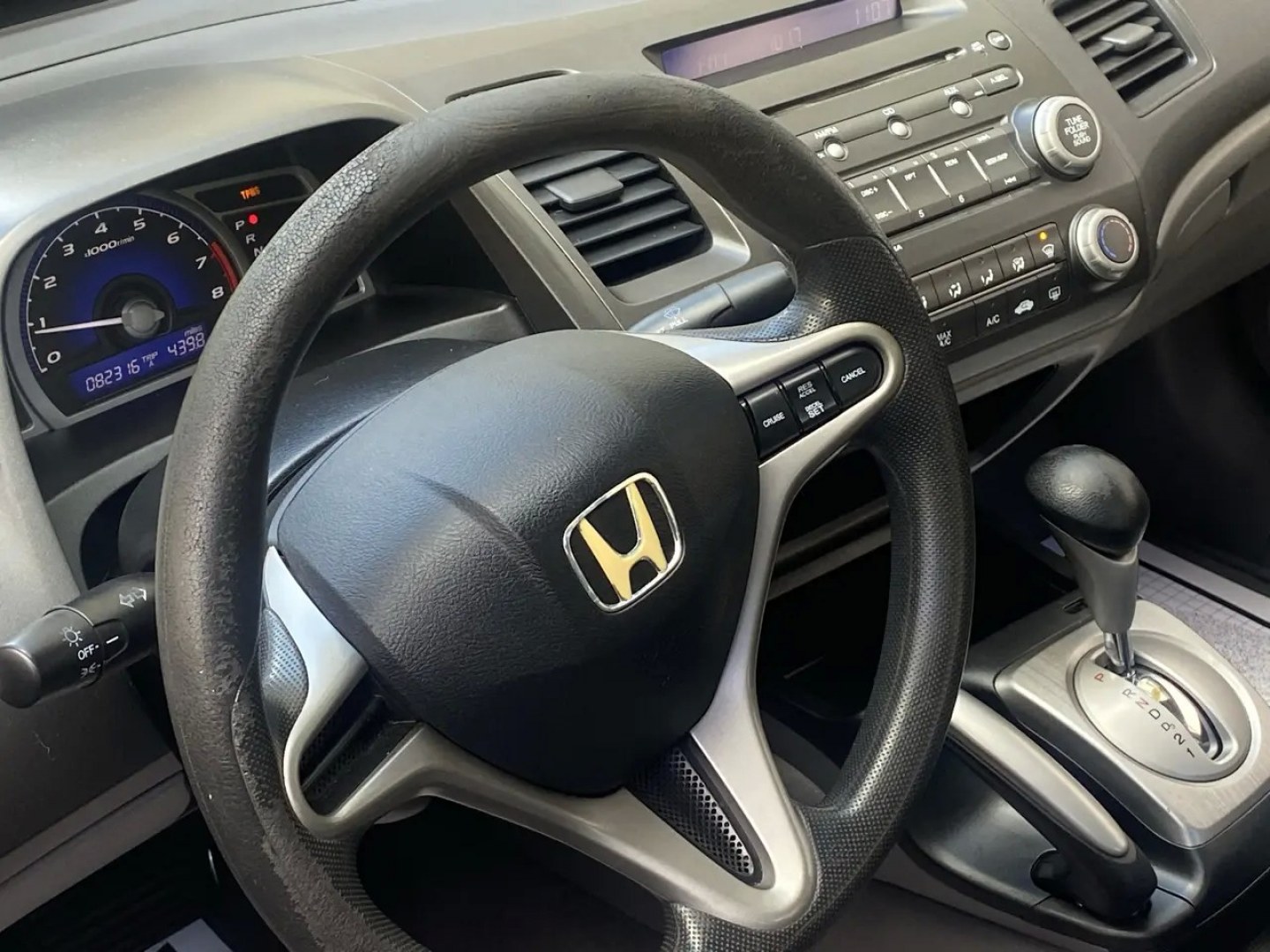 2010 Gray /Grey Honda Civic LX Coupe 5-Speed AT (2HGFG1B64AH) with an 1.8L L4 SOHC 16V engine, 5A transmission, located at 215 Milton St, Dedham, MA, 02026, (781) 329-5144, 42.241905, -71.157295 - Turn heads and hit the road in this sleek Gray 2010 Honda Civic. This reliable ride offers peace of mind with its safety features such as multiple airbags, ABS brakes, and a trunk anti-trap device. With power windows, keyless entry, and cruise control, this Civic makes every drive a breeze. Let the- Photo#9
