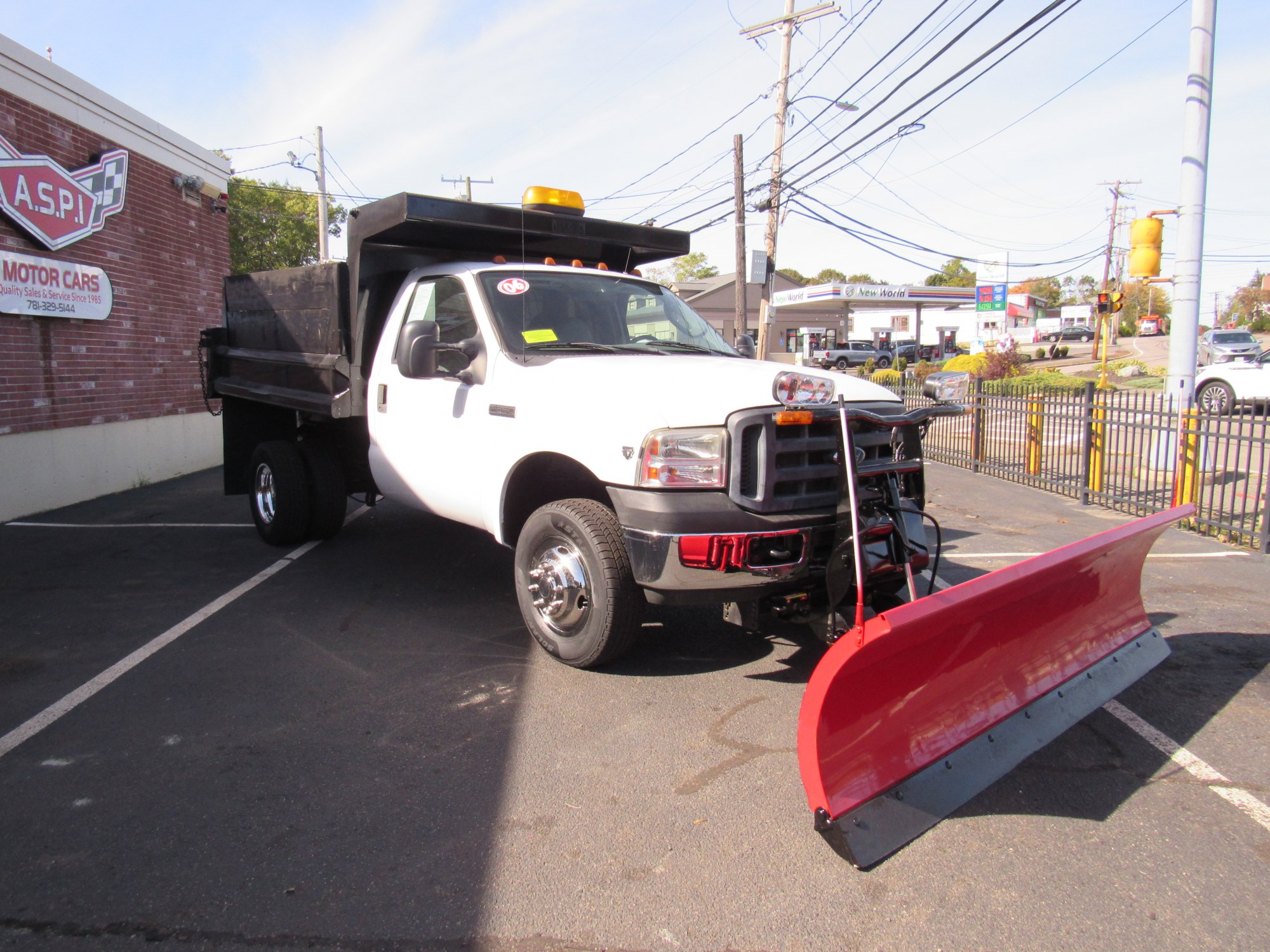 photo of 2006 Ford F-350 SD XL 4WD DRW