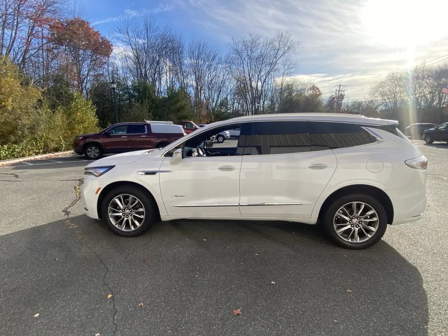 2023 White /charcoal Buick Enclave Avenir AWD (5GAEVCKW1PJ) with an 3.6L V6 DOHC 24V engine, 9A transmission, located at 215 Milton St, Dedham, MA, 02026, (781) 329-5144, 42.241905, -71.157295 - Meet the White 2023 Buick Enclave—an SUV that makes everyday driving feel a little more first-class. Under the hood, a 3.6L V6 pairs with a smooth automatic transmission, while confident AWD helps you stay composed when the weather (or the road) gets unpredictable. Stability and traction systems w- Photo#5